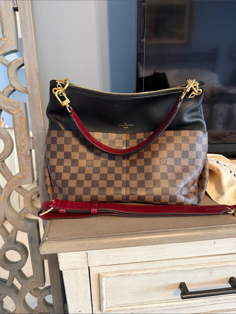 Louis Vuitton Damier Ebene Shoulder Bag with Black Top and Burgundy Strap - Picture 4 of 5